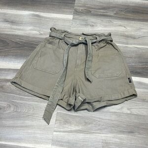 Silver jeans shorts size 6